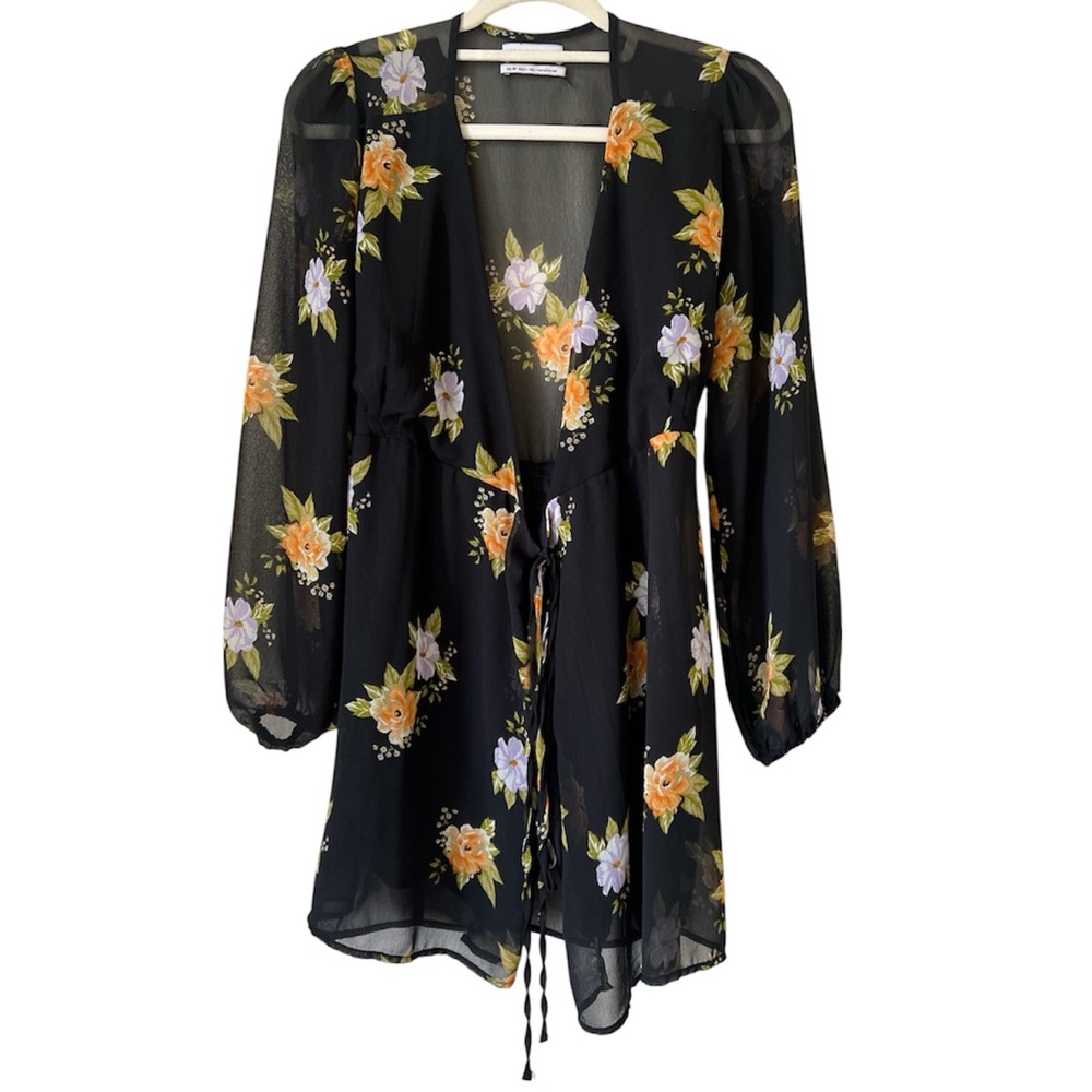 ✨ Urban Outfitters Floral Sheer Tie-Front Mini Dress  Size XS✨ - Picture 2 of 11